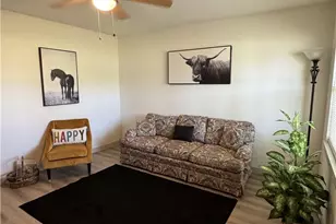 2109 W Avenue B, Temple, TX 76504 - Photo 8