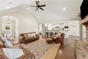 638 County Rd 337, Rosebud, TX 76570 - Photo 4
