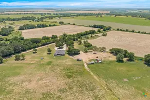 638 County Rd 337, Rosebud, TX 76570 - Photo 38