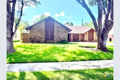 304 Windy Way Drive, Victoria, TX 77904 - Photo 2