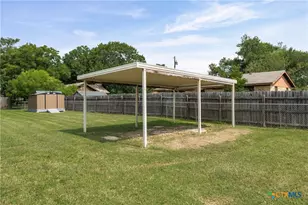 902 E Pam St, Little River Academy, TX 76554 - Photo 28