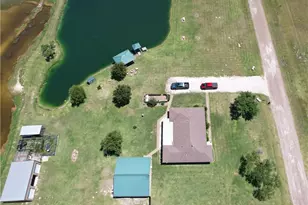 446 Gibb Blvd, Seadrift, TX 77983 - Photo 4