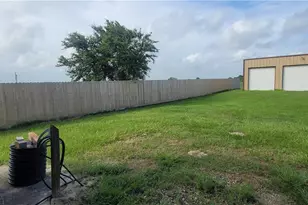 446 Gibb Blvd, Seadrift, TX 77983 - Photo 18