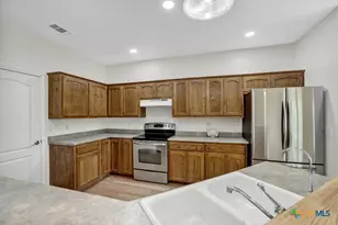2116 Bentwood Dr, New Braunfels, TX 78130 - Photo 12