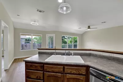 2116 Bentwood Drive, New Braunfels, TX 78130 - Photo 14