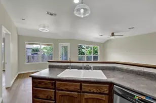 2116 Bentwood Dr, New Braunfels, TX 78130 - Photo 14