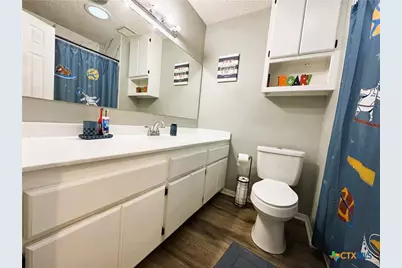 217 Versailles Street, Victoria, TX 77904 - Photo 24