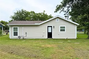 1108 Harvey Ln, Victoria, TX 77901 - Photo 10