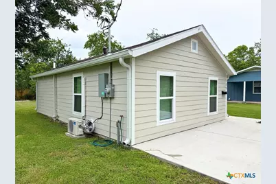 1108 Harvey Lane, Victoria, TX 77901 - Photo 12