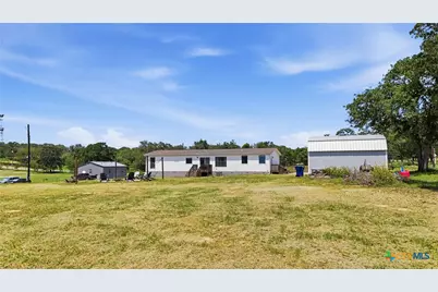 400 Lyon Road, Seguin, TX 78155 - Photo 14
