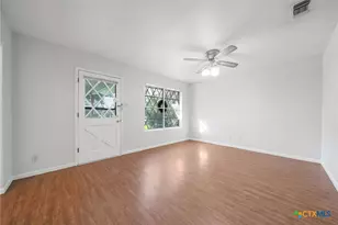 130 Algarita, San Marcos, TX 78666 - Photo 4