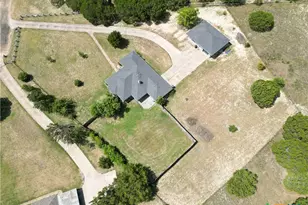 875 Spring Creek Ln, Copperas Cove, TX 76522 - Photo 4