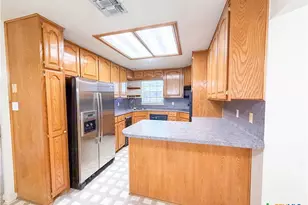 875 Spring Creek Ln, Copperas Cove, TX 76522 - Photo 12
