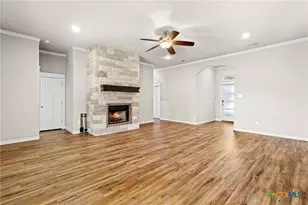 445 Bella Rose Dr, Belton, TX 76513 - Photo 8