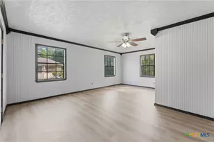 154 Co Rd 321, Yoakum, TX 77995 - Photo 20
