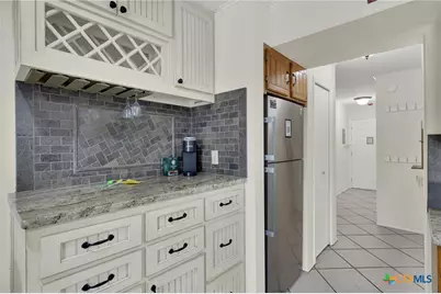 500 N Market Avenue #105, New Braunfels, TX 78130 - Photo 4