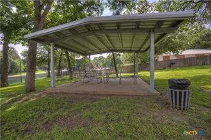 500 N Market Ave, New Braunfels, TX 78130 - Photo 24