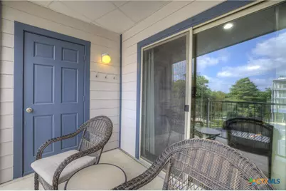 500 N Market Avenue #105, New Braunfels, TX 78130 - Photo 14