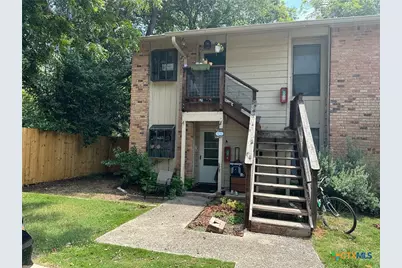 421 W San Antonio Street #E1, San Marcos, TX 78666 - Photo 2