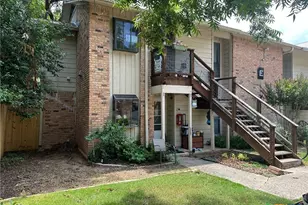 421 W San Antonio St, San Marcos, TX 78666 - Photo 1