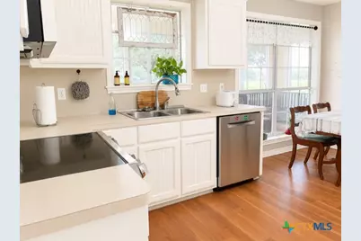 1751 Fm 236, Victoria, TX 77905 - Photo 2