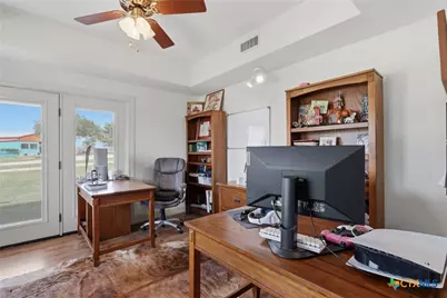 4874 Old Lehmann Road, Kingsbury, TX 78638 - Photo 10