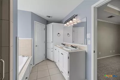 308 Green Gable Drive, Victoria, TX 77904 - Photo 16