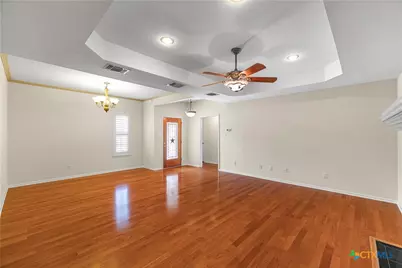 308 Green Gable Drive, Victoria, TX 77904 - Photo 4