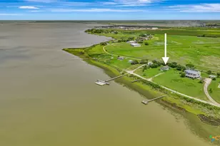 195 Wall Ln, Port Lavaca, TX 77979 - Photo 40