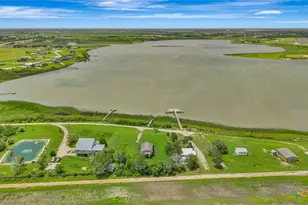 195 Wall Ln, Port Lavaca, TX 77979 - Photo 32