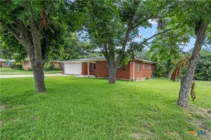 2417 Robin Rd, Temple, TX 76502 - Photo 2