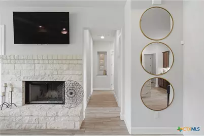 212 High Point Circle, Spring Branch, TX 78070 - Photo 6