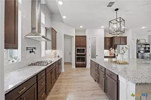 212 High Point Cir, Spring Branch, TX 78070 - Photo 16