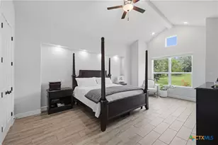 212 High Point Cir, Spring Branch, TX 78070 - Photo 18