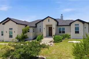 212 High Point Cir, Spring Branch, TX 78070 - Photo 1