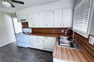 1818 S 39th St, Temple, TX 76504 - Photo 12