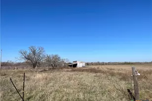 15657 FM86, Dale, TX 78616 - Photo 10