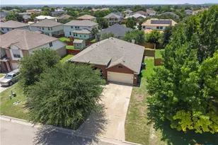 222 Memory Ln, Harker Heights, TX 76548 - Photo 2