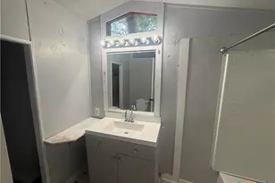 410 W North St, Kyle, TX 78640 - Photo 6