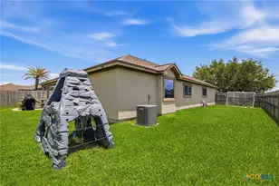 101 San Polo Ct, Victoria, TX 77904 - Photo 30