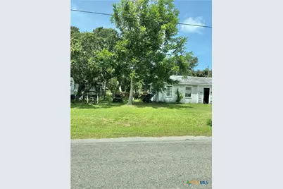 209 N 7th Street, Port O'Connor, TX 77982 - Photo 12