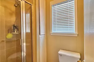 106 W Olive Ave, Port O'Connor, TX 77982 - Photo 32