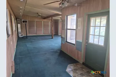 404 Svoboda Street, Yoakum, TX 77995 - Photo 16