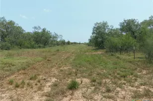 90 Romberg Rd, Dale, TX 78616 - Photo 2