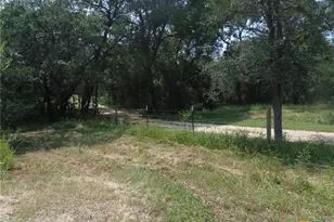 90 Romberg Rd, Dale, TX 78616 - Photo 1