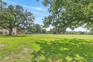 1424 Decanter Dr, New Braunfels, TX 78132 - Photo 32