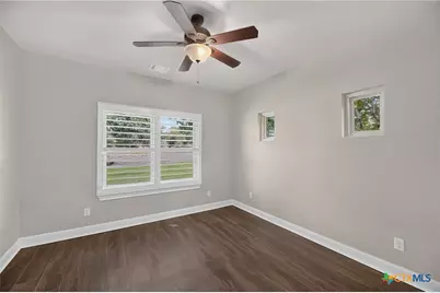1424 Decanter Drive, New Braunfels, TX 78132 - Photo 18
