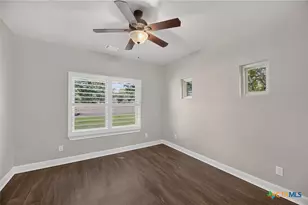 1424 Decanter Dr, New Braunfels, TX 78132 - Photo 18