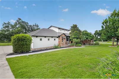 1424 Decanter Drive, New Braunfels, TX 78132 - Photo 4