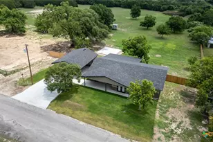 234 County Rd 3400, Lampasas, TX 76550 - Photo 1